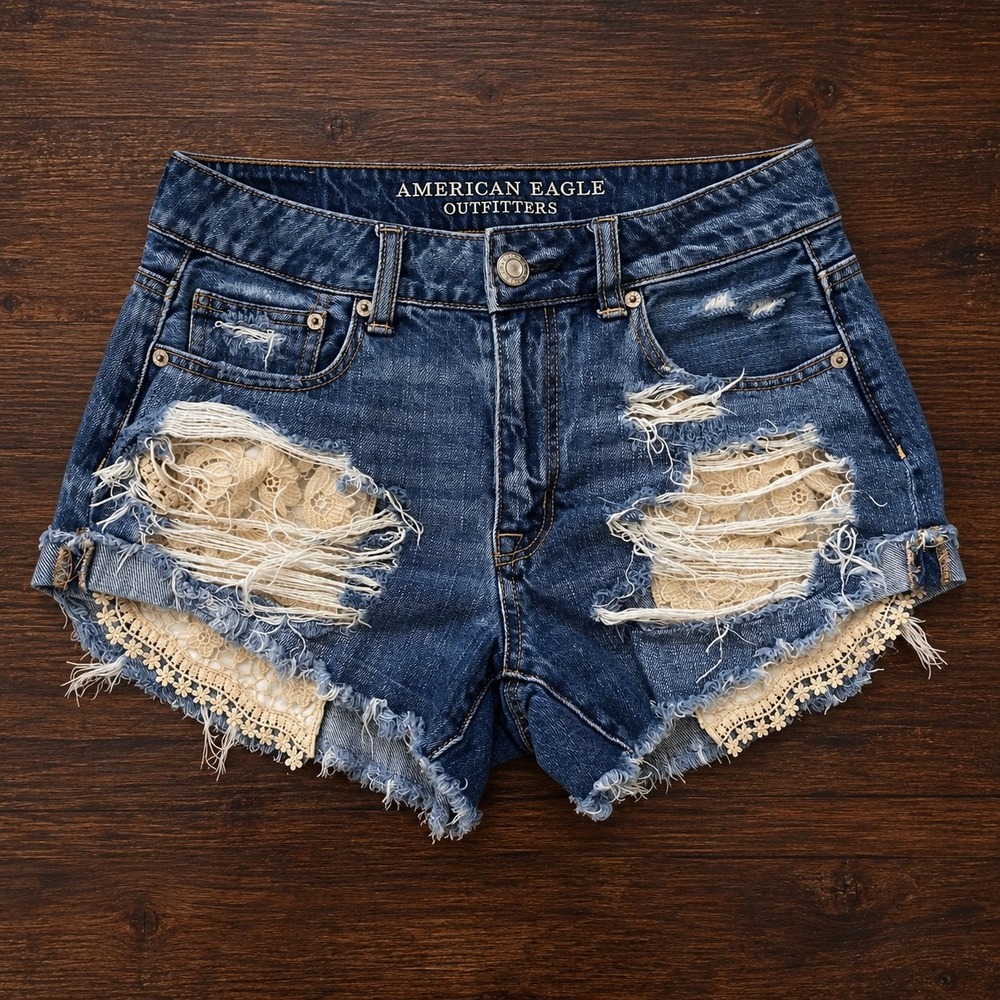 American Eagle Hi-Rise Festival Lace Distressed Denim Shorts Womens 4 Blue Boho